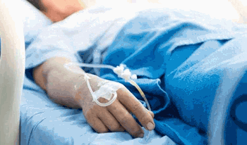 محمدرضا چهارده&zwnj;ساله&nbsp;به دلیل&nbsp;مسمومیت بستری شده است.