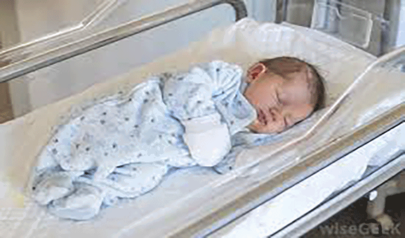 نوزاد تازه&zwnj;متولد&nbsp;به دلیل عفونت بستری شده است.