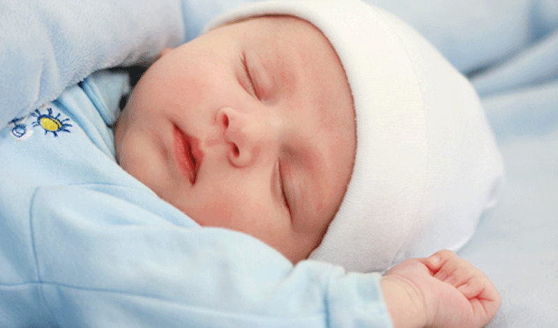 نوزاد یک&zwnj;ماهه به دلیل عفونت ریه بستری شده است.