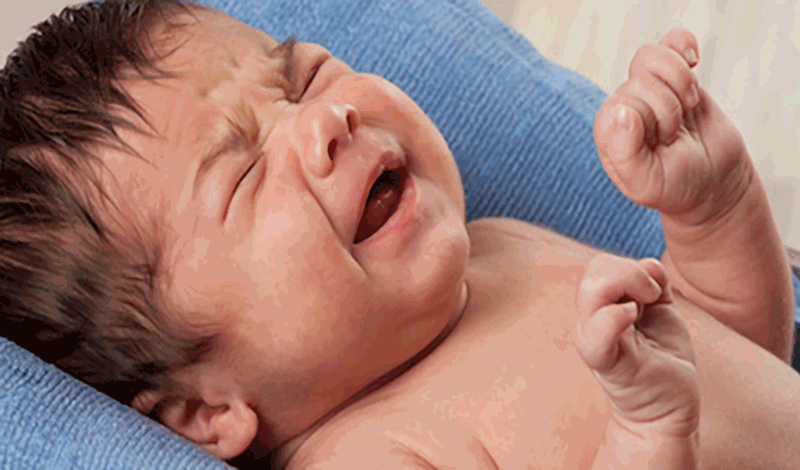 نوزاد&nbsp;تازه متولد&nbsp;به دلیل&nbsp;ادرار خونی بستری شده است.