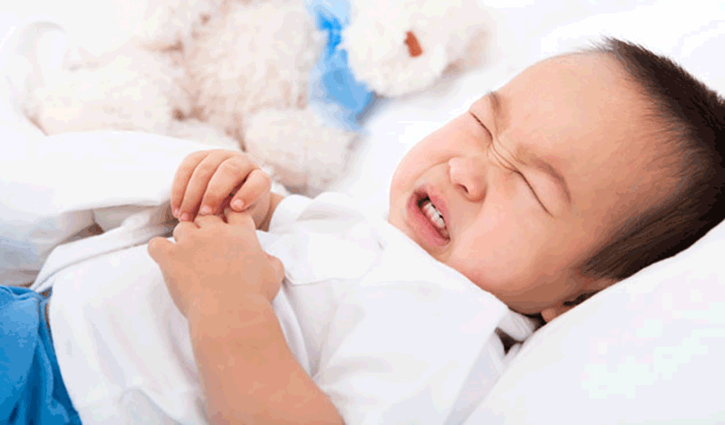 عرفان سه&zwnj;ساله&nbsp;به دلیل&nbsp;هیرشپرونگ بستری شده است.