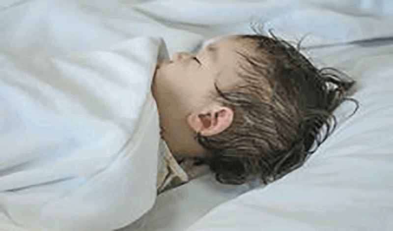 حنانه دوساله&nbsp;به دلیل سرماخوردگی بستری شده است.
&nbsp;