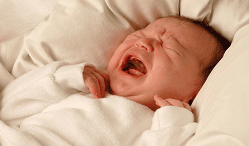 نوزاد تازه&zwnj;متولد&nbsp;به دلیل&nbsp;زردی بستری شده است.&nbsp;